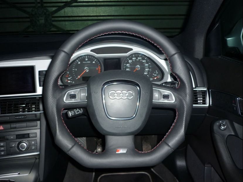 Modern Steering Wheel